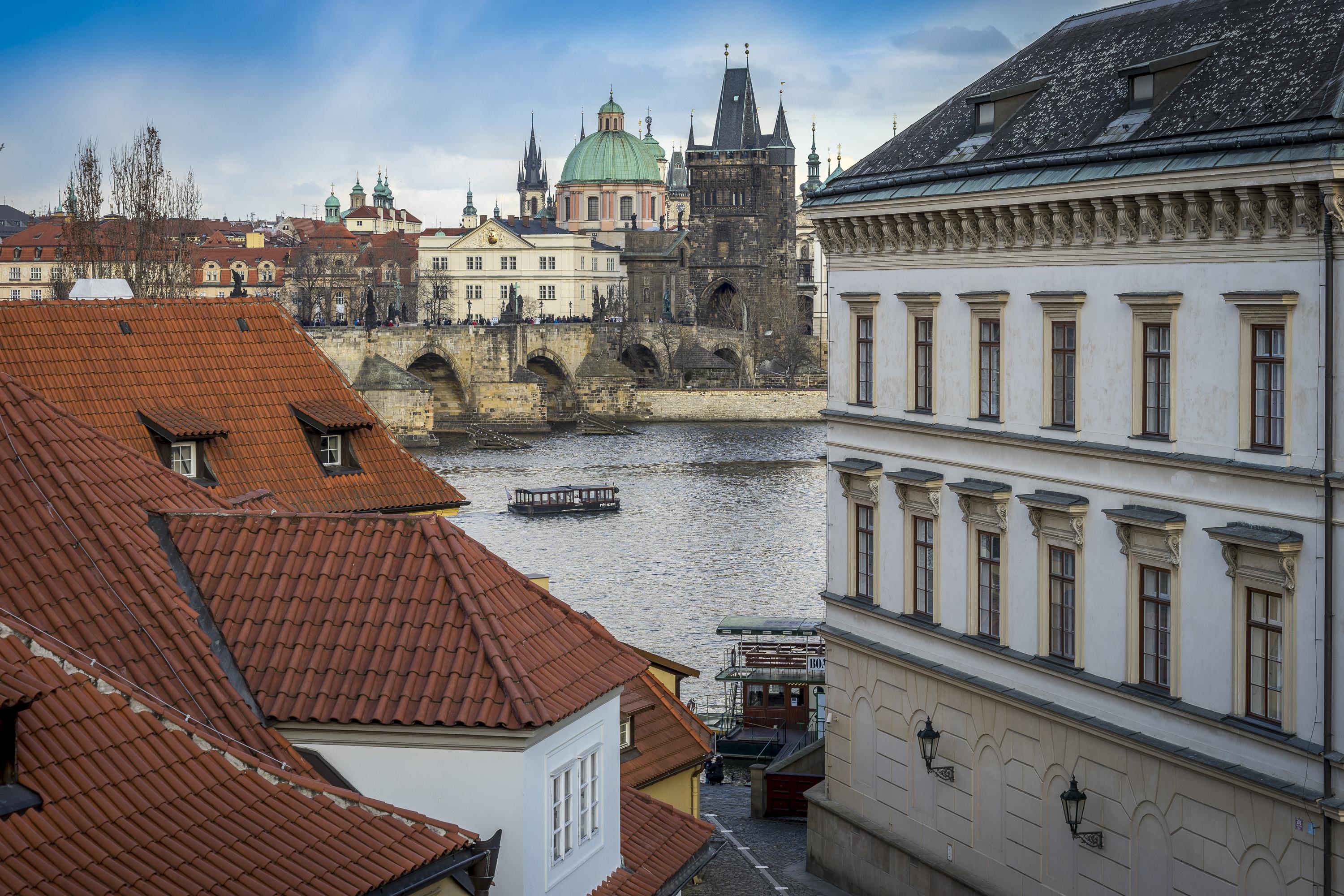 Pytloun Kampa Garden Hotel Прага Экстерьер фото